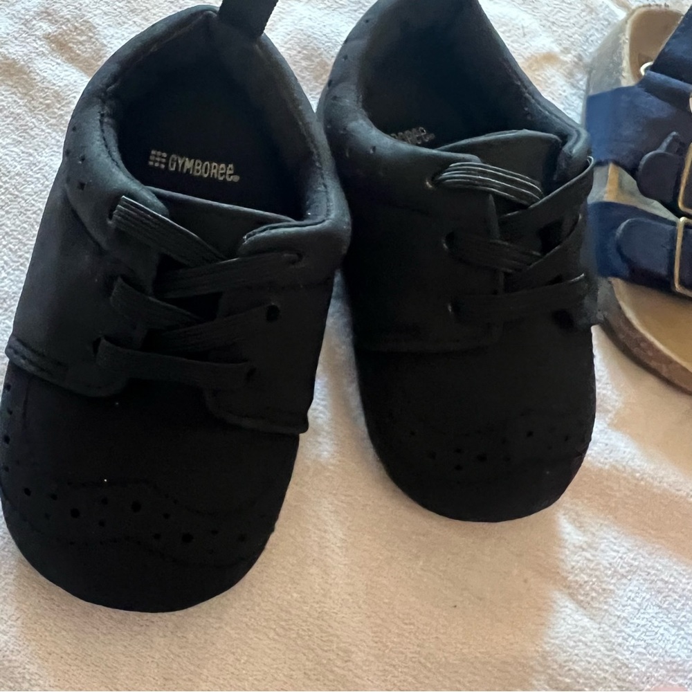 Bundle boys shoes and sandals size 4 - Picture 2 of 11